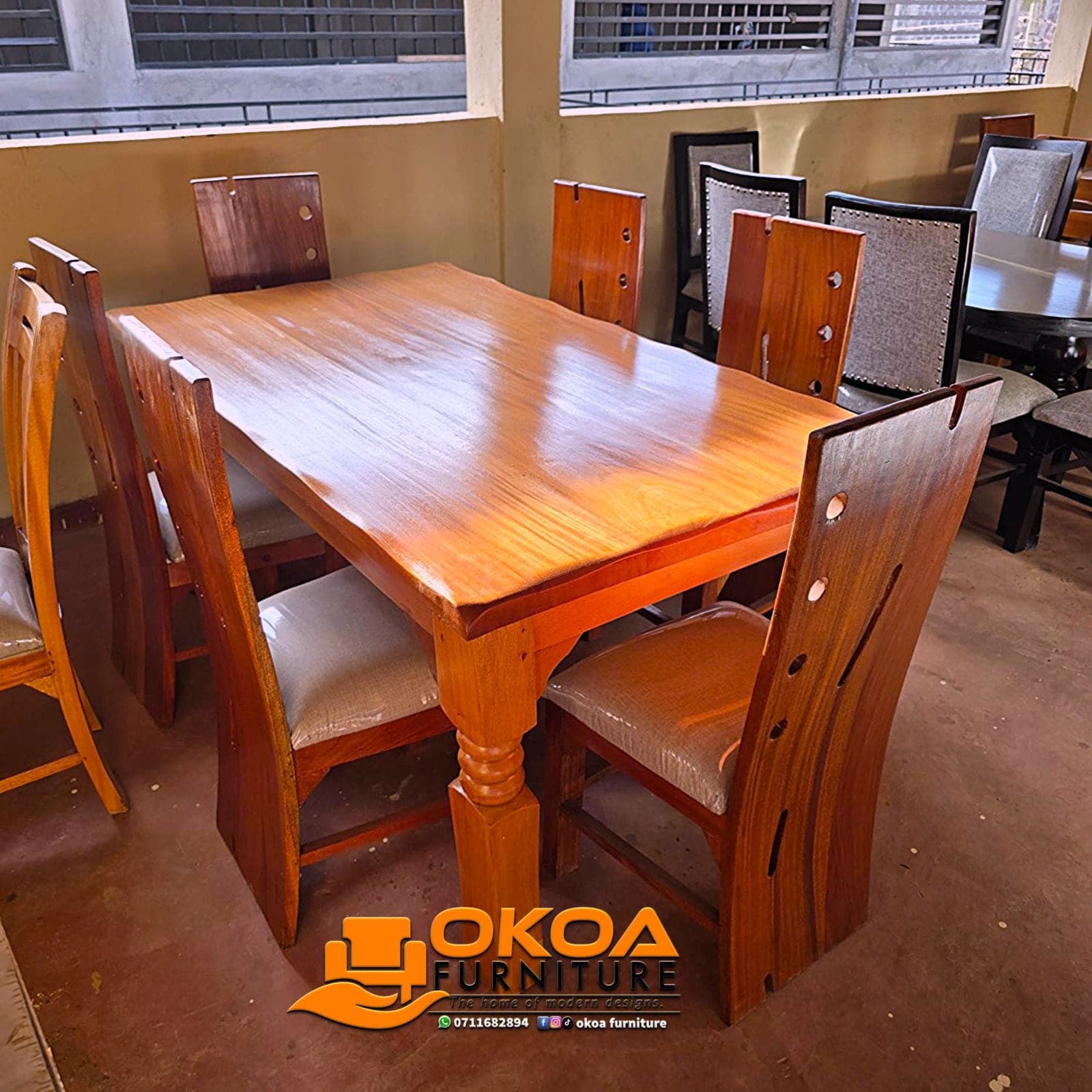 Mahogany Dining Set (Carved Back)