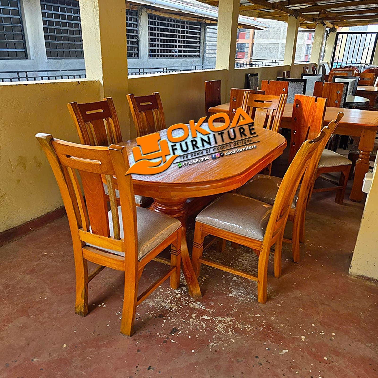 Mahogany Dining Set (Oval Pedestal)